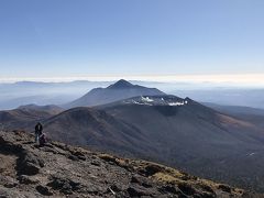 奥は、黒霧島のグラスも採用されている、高千穂。かっこいい形です。
