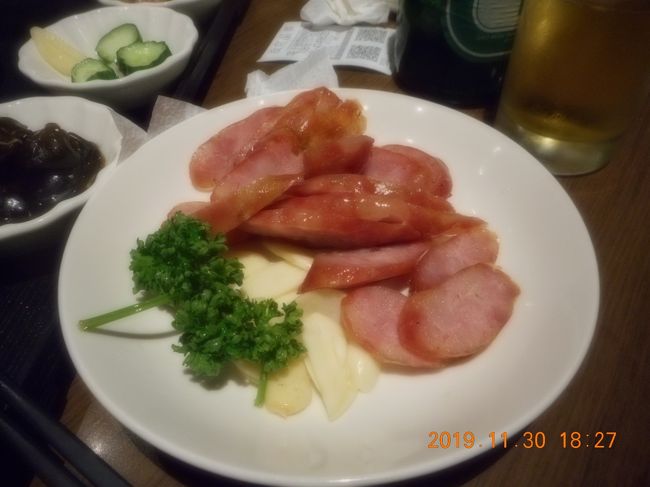 何故かソーセージ　2００元？たぶん