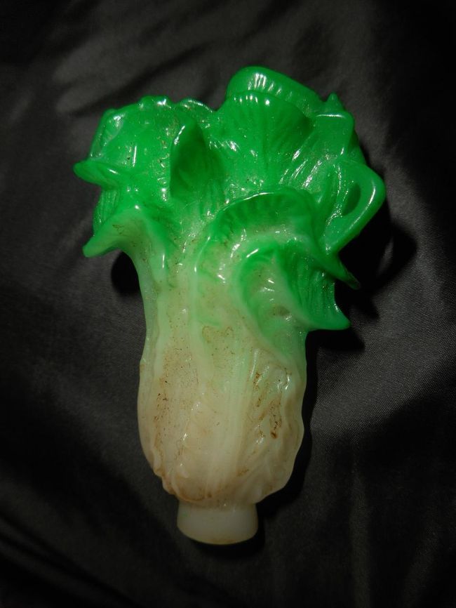 これは家にあった10年前に行った時に買った箸置き<br />プラスチック製で　ちゃんと虫も付いてます(笑）