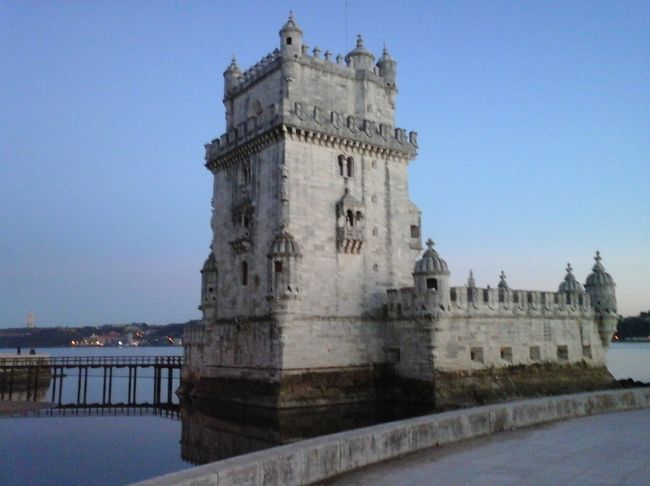 徒歩15分でベレンの塔Torre de Belem に着く。