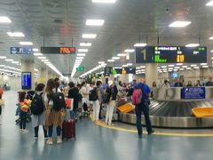 みなさんこんにちは、ふとももぷるぷるです。
韓国、釜山の金海国際空港に到着しました。