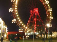 20人乗りのゴンドラが取り付けられていて、ロンドンにあるビッグ・アイなどの1つの箱に大人数が乗れるタイプの観覧車の走りともなった最初のものらしく1897年から営業している。