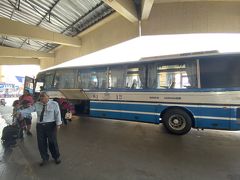 結局丁度３時間かかってカンナチャブリのバスターミナルに到着。