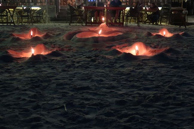 夜のパタヤ一人歩きは寂しすぎ。<br />でも綺麗で癒される。