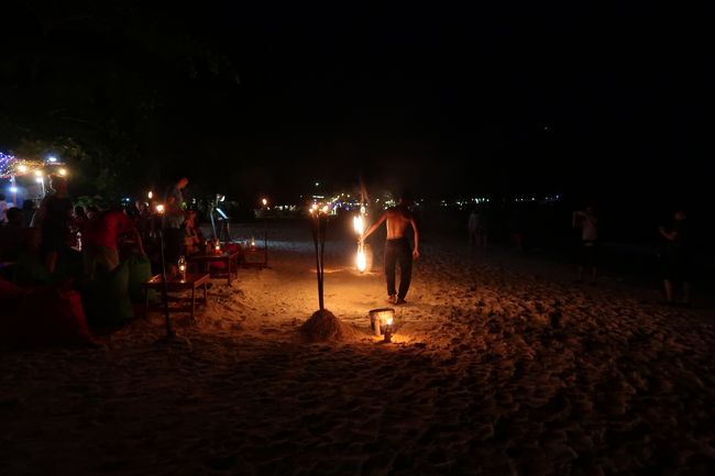 ファイヤーダンス？？<br />