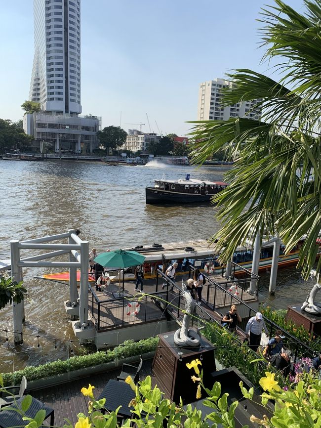 こちらがホテルの舟乗り場・降り場。