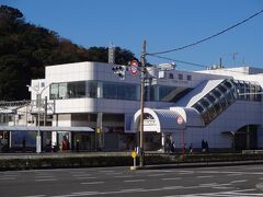 鳥羽駅に行ってみることにします。