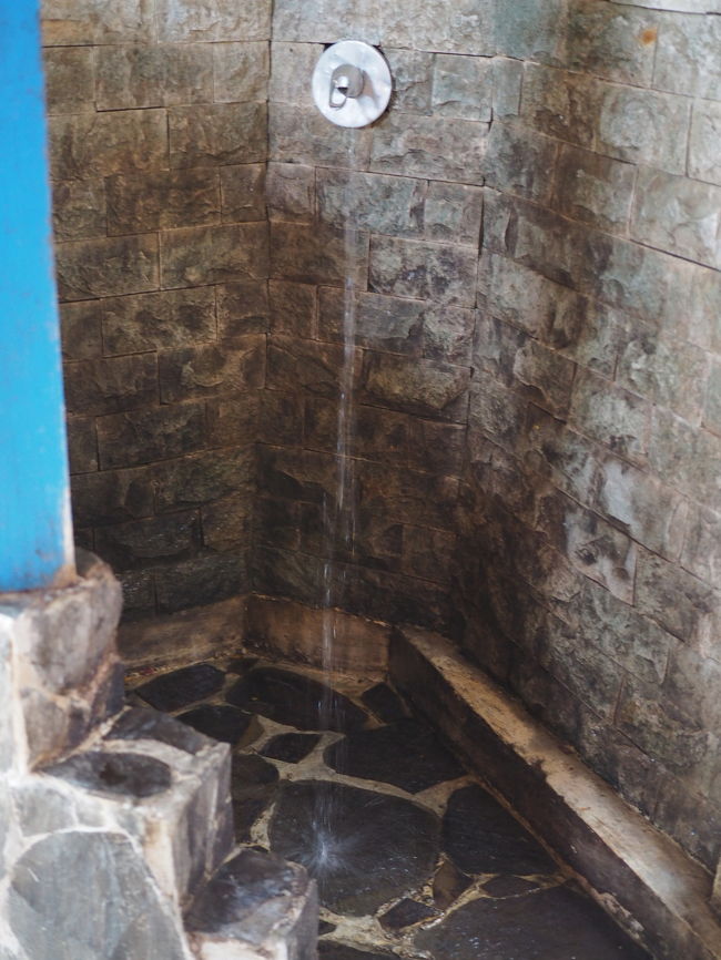 最後にここで滝に打たれました。