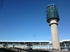 バンクーバー国際空港 (YVR)