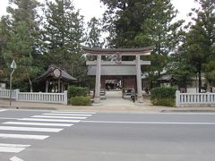 鏡の池で有名な八重垣神社に到着しました。