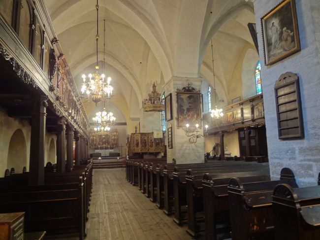 でも、教会の見学が先です。<br />1.50EURでした。