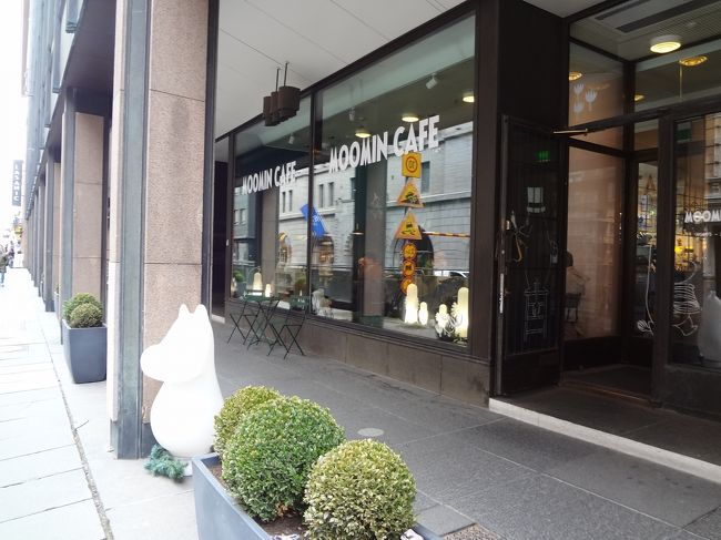 ムーミンカフェでお茶でもしようかと思いましたが、ちょっと混んでいるようだったので結局マリメッコのショップへ行きました。<br />同じツアーの方がお買い物を楽しんでいらっしゃいました。