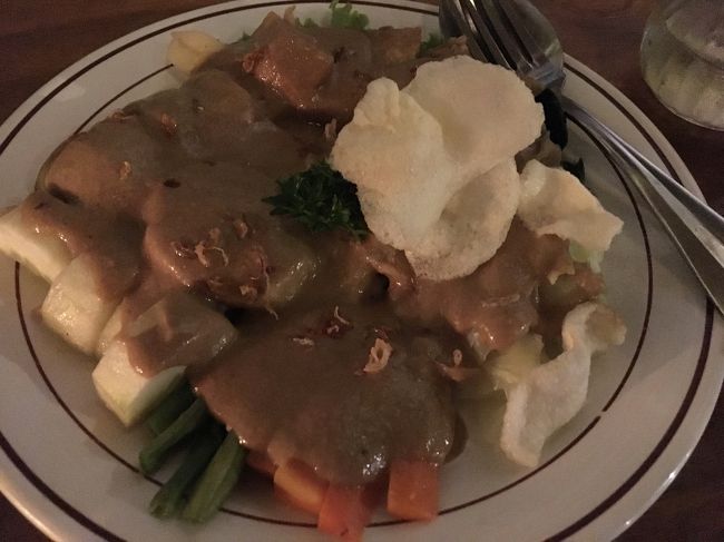 平謝りするイブ・・・まさかだよね～～<br />とりあえずご飯行ってくるから戻るまでにお掃除をよろしくってお願いして近場のディアンへ<br />ガドガド食べて時間つぶして戻ります