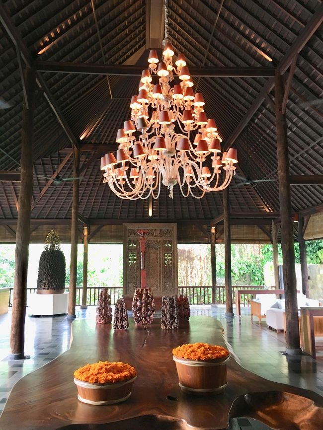 コマネカアットビスマ<br />ロビー