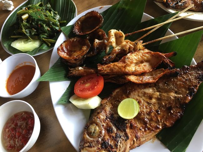 んん～～ウマい！<br />なにがウマいってこの貝のタレがウマい！<br />このタレでご飯３杯はイケる！<br />売ってたら絶対買って帰るのに…