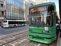 八丁堀に到着。この道路も西部警察広島ロケで犯人の乗った路面電車と激しいカーチェイスをしてました。今の時代ではコンプライアンスとか言ってやれないでしょう。つまらない時代になりました。やはり昭和は決まり事が少なく素晴らしい。