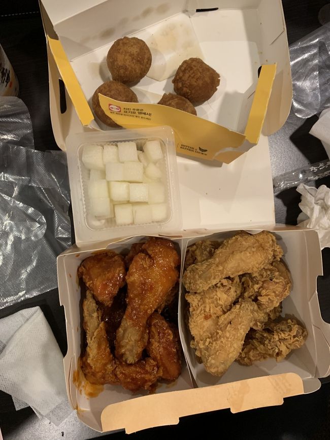 bhcチキンは40分待ちとのことでホテルに１度戻ってから<br />また取りに行きました(;^ω^)