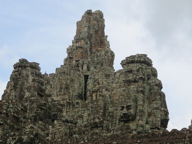 どこ見ても顔が