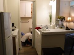 荷造り前に部屋を軽く掃除。