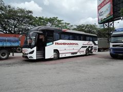 TRANSNASIONAL バスでペナン島へ行きます。RM38.5(約1,040円）約6時間。
ゆったりしたシートの綺麗なバスです。途中トイレ休憩が1回あり、ほぼ時間通りに到着しました。
5年ぶりのペナン島です。
