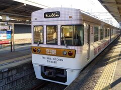 THE RAIL KITCHEN CHIKUGO
なんでもない通勤列車6050系を改造したグルメ列車。福岡天神～大牟田間2時間半の旅。ディナーコース8,000円は、グルメ列車ではお安い部類。