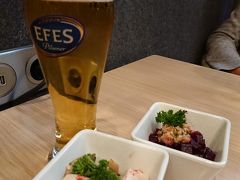 初めてのロシアのビール。思っていたより苦味もなく軽い感じでした。