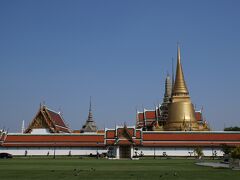 続いては、いよいよ3大寺院！
まずは、ワットプラケオ！