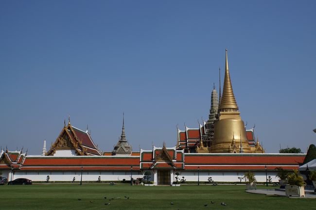 続いては、いよいよ3大寺院！<br />まずは、ワットプラケオ！