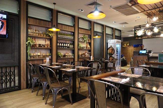 結局ゲイソーン内にある<br />「tummour」さんへ！