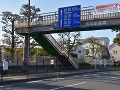 昨年同様、箱根登山バス国府津－小田原線の酒匂小学校バス停で下車。
