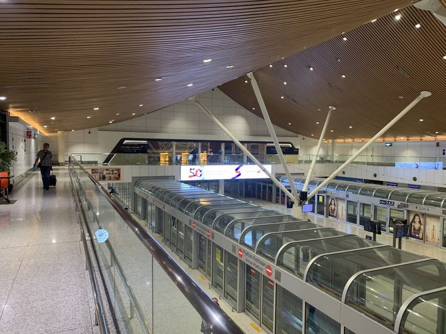クアラルンプール空港に到着して<br /><br /><br /><br /><br /><br />