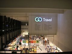 タリン到着が９時を過ぎていたことと、到着する場所がバルト駅なのでこの時間に近場で開いている飲食店がないので一回部屋に戻って荷物を置いたあとホテル１階にあるスーパーSelverでお弁当や総菜を買って食べることにしました。ここでホテルに電子レンジと冷蔵庫があることが生きてきました。
寂しい食事と思われるかもしれないけど、観光地のレストランじゃない現地の人が普段食べる食事を食べると思えば楽しく思えます。まず日本じゃ買えないものばかりでしょうし。