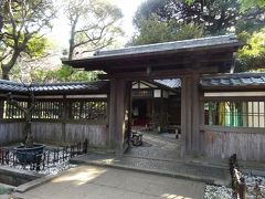 お隣には和館もありました。
こちらは外国からの賓客をもてなす為に建てられ、四季折々の前田家の行事にも使われました。