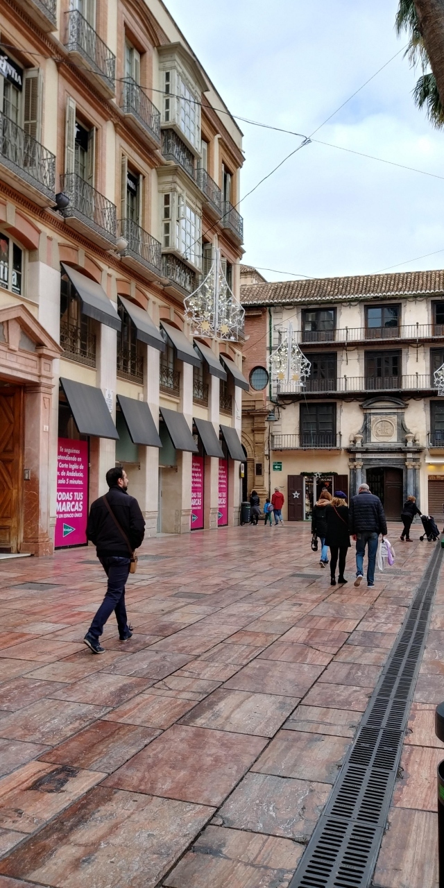 19年一人で寂しく年越しアンダルシア マラガ マラガ スペイン の旅行記 ブログ By ハンマークラヴィーアさん フォートラベル 19年一人で寂しく年越しアンダルシア マラガ マラガ スペイン の旅行記 ブログ By ハンマークラヴィーアさん フォートラベル
