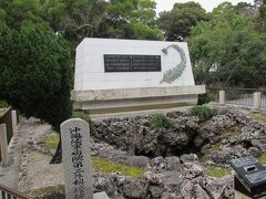 予定が大幅に狂って、到着後すぐさまレンタカーを借り、「ひめゆりの塔」へ