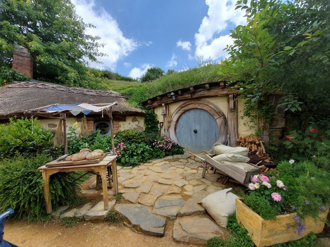 初夏の花でいっぱい のニュージーランドへ Vol 5 Hobbiton Movie Set ホビット村 ツアー その他の観光地 ニュージーランド の旅行記 ブログ By Yokoさん フォートラベル