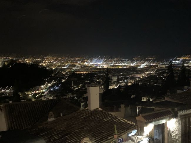 ホテルへ戻ります<br />タクシー車内はドライバーさんはサッカーの試合をラジオで聴きながら<br />大興奮でホテルへ送ってくれました<br />ありがとう