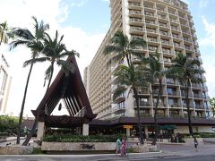 １２／３０。アウラニリゾートでの１泊のあと、これから５泊するアウトリガー・リーフ・ワイキキへ。