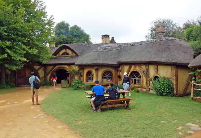 ニュージーランド北島レンタカー旅3 ホビット ムービーセットツアー Osteria Matamata Blueberrycountry ロトルア ニュージーランド の旅行記 ブログ By ラスティーさん フォートラベル ニュージーランド北島レンタカー旅3 ホビット ムービーセットツアー Osteria Matamata Blueberrycountry ロトルア ニュージーランド の旅行記 ブログ By ラスティーさん フォートラベル