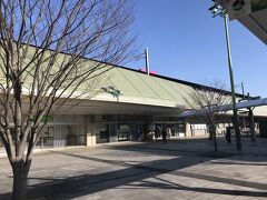 約15分で坂出駅に到着。ここで下車
高松空港から坂出までのリムジンバスもあるのだが、少し早過ぎてしまうので、あえて高松経由で。