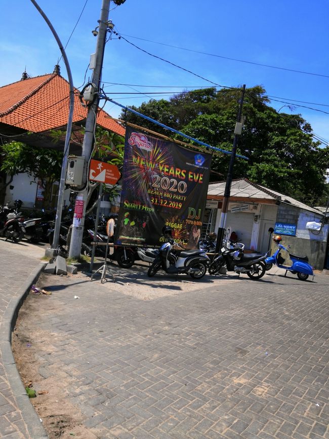 初めにお詫びとお願い<br />現地でお世話になっている方との連絡や取り次ぎなどはできません。仕事じゃないからね　(*^。^*)　「まうまう（これぢゃ誰だかわからないよ）」の名前を出して予約してもらっていいですが、自己責任でお願いします。<br />今回、とうとう「ラフティングの迎えが来なかった事件」がありました。(^-^;　私にはどうしてあげることもできません、悲しいだけ。<br />細かい金額の相違などは「お国柄」と理解していただきたいと思います。