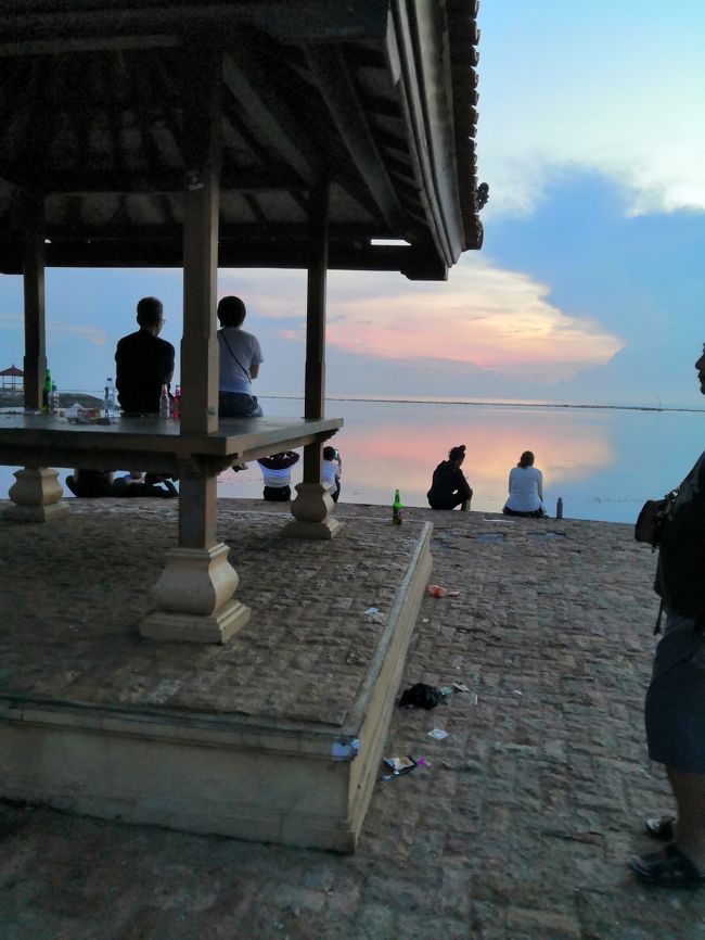 パンタイカランの初日の出<br /> Pantai Karang<br />https://goo.gl/maps/MRdE4x92NLwLZ8kP7