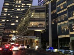 歩き疲れました。
浦東香格里拉をレイトチェックアウトした後、ホテル移動です。
今夜はケリーホテル浦東。