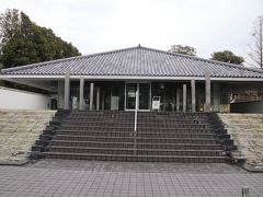 奈良市写真美術館

前回訪問した事があるので今回は入館しませんでした。