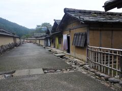  永平寺の帰り道GoogleMapを見ていたら、近くに一乗谷遺跡があることを知り、急遽向かうこととしました。
　以前、何かのテレビ番組で取り上げられていたのを思い出しました。