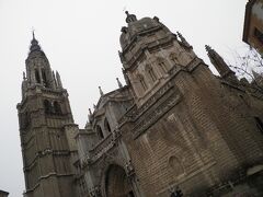 そしてスペイン三大カテドラルの1つに数えられる大聖堂へ。