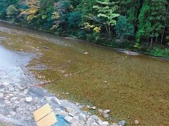 川湯温泉、上から見下ろすとまるでミニチュアのしかけのよう。