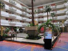 今日のホテルは沖縄かりゆしビーチリゾート オーシャンスパ。
ホテル内部の写真です。