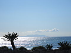 有名なおしゃれなカレー屋さん珊瑚礁モアナマカイの駐車場からの1枚。ハワイチックです♪