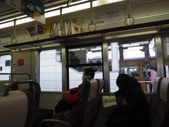 相生駅に到着。西へ向かう大勢の皆さんが、ここで岡山行きにお乗り換え。